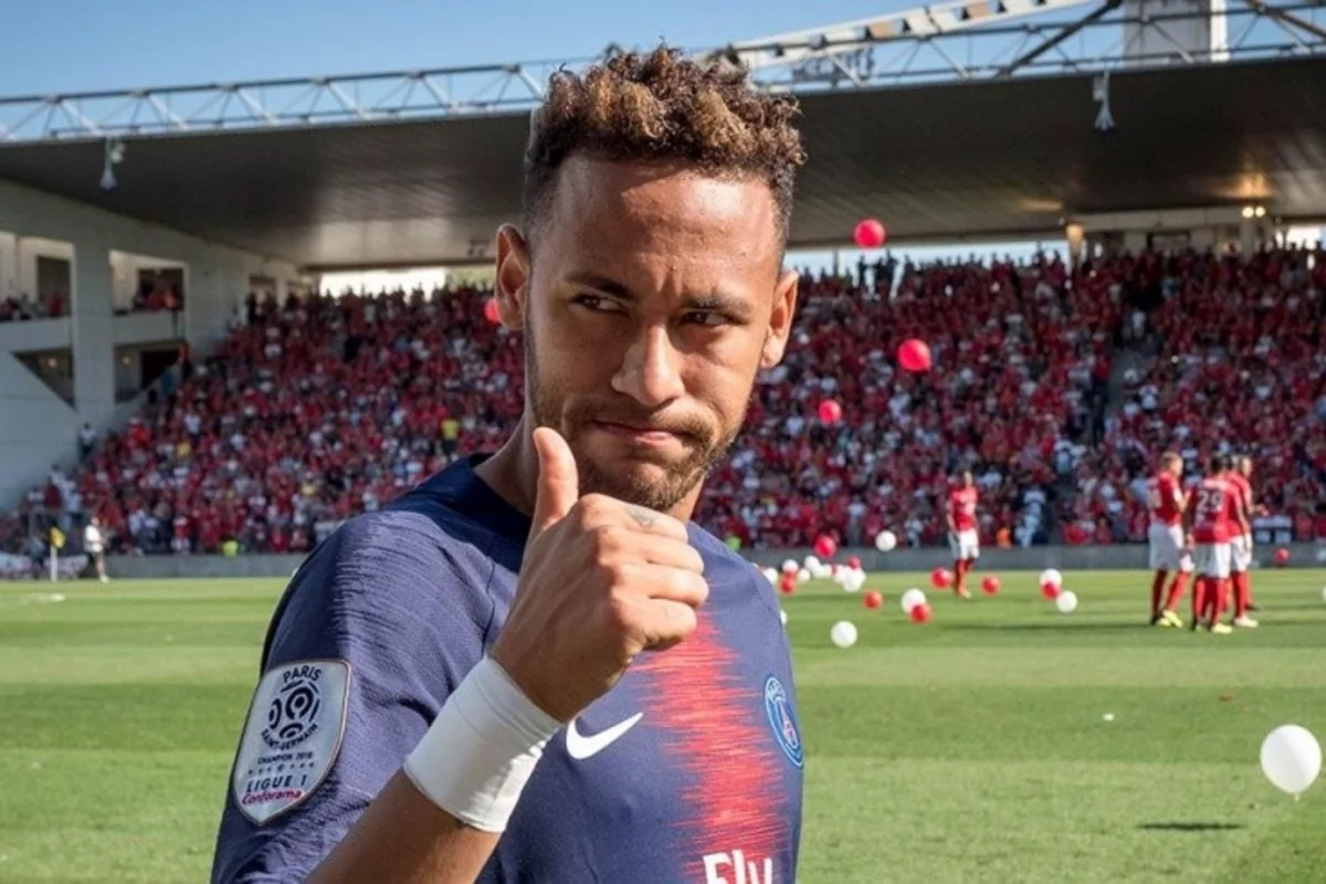 Barselonanın prezidenti Neymarın transferi ilə bağlı danışıqlarda iştirak edəcək