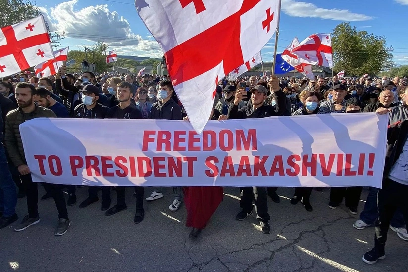 Saakashvili's supporters ask him to stop hunger strike