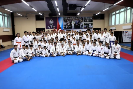 Məşhur karate ustasının rəhbərliyi ilə Bakıda seminar keçirilib