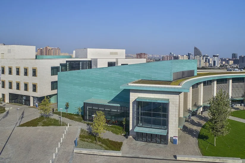 ADA Universiteti SOCAR-a birgə X Bakı Yay Enerji Məktəbini keçirəcək