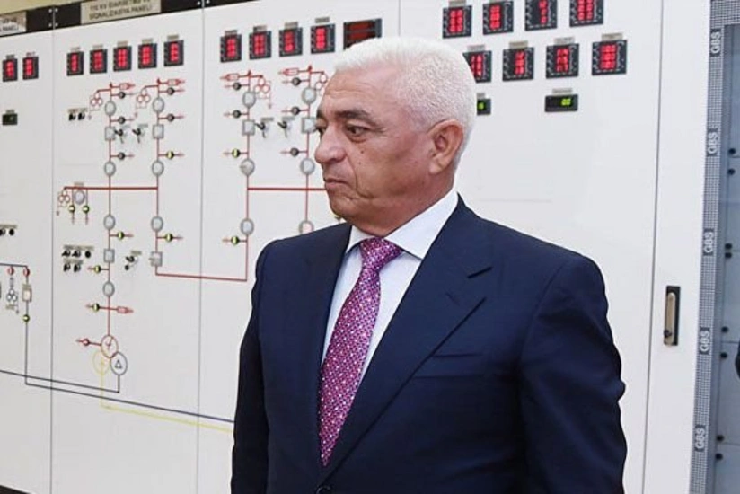 “Azərenerji” prezidentinə ağır itki üz verib