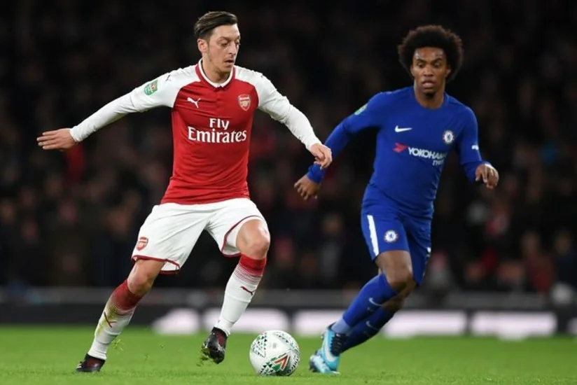 Арсенал обыграл Челси и вышел в финал Кубка английской лиги - ВИДЕО