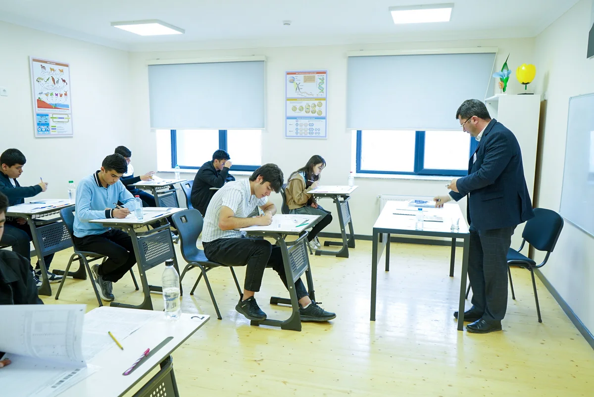 Bu gün 55 mindən çox IX sinif şagirdi buraxılış imtahanı verib - YENİLƏNİB