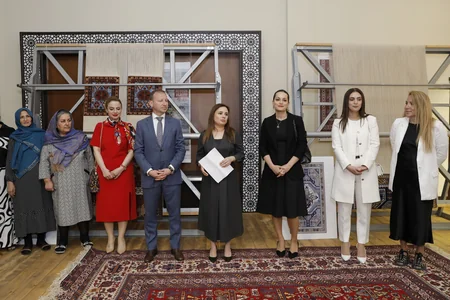 “Xarıbülbül” eksklüziv, limitli kolleksiyasına daxil olan xalçaların kəsim mərasimi keçirilib