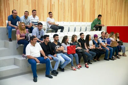 “Bakcell” Silahlı Qüvvələr gününə həsr edilmiş yarış keçirib