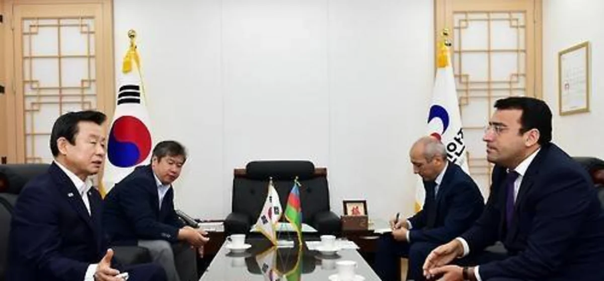 Azərbaycan səfiri Koreyanın ictimai mühafizə və təhlükəsizlik naziri ilə görüşüb