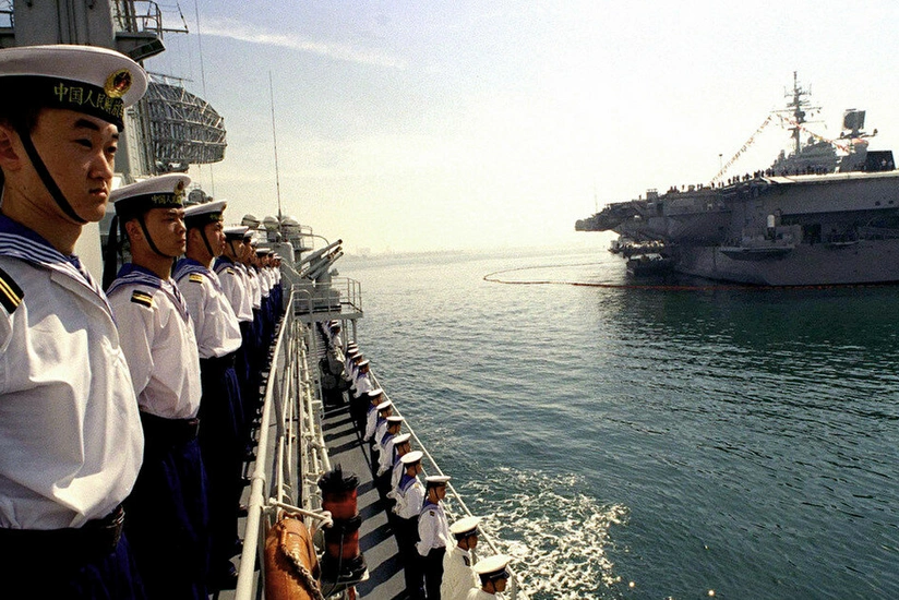 Yaponiya Çinin hərbi fəallığından narahatdır