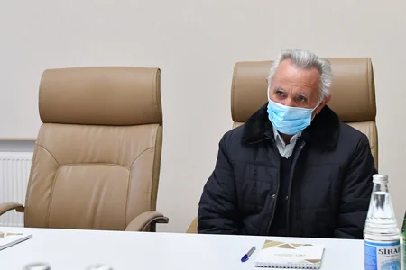 İqtisadiyyat naziri Qubada vətəndaşları qəbul edib