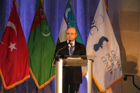 Министр: С Азери-Чираг-Гюнешли добыто 496 млн тонн нефти