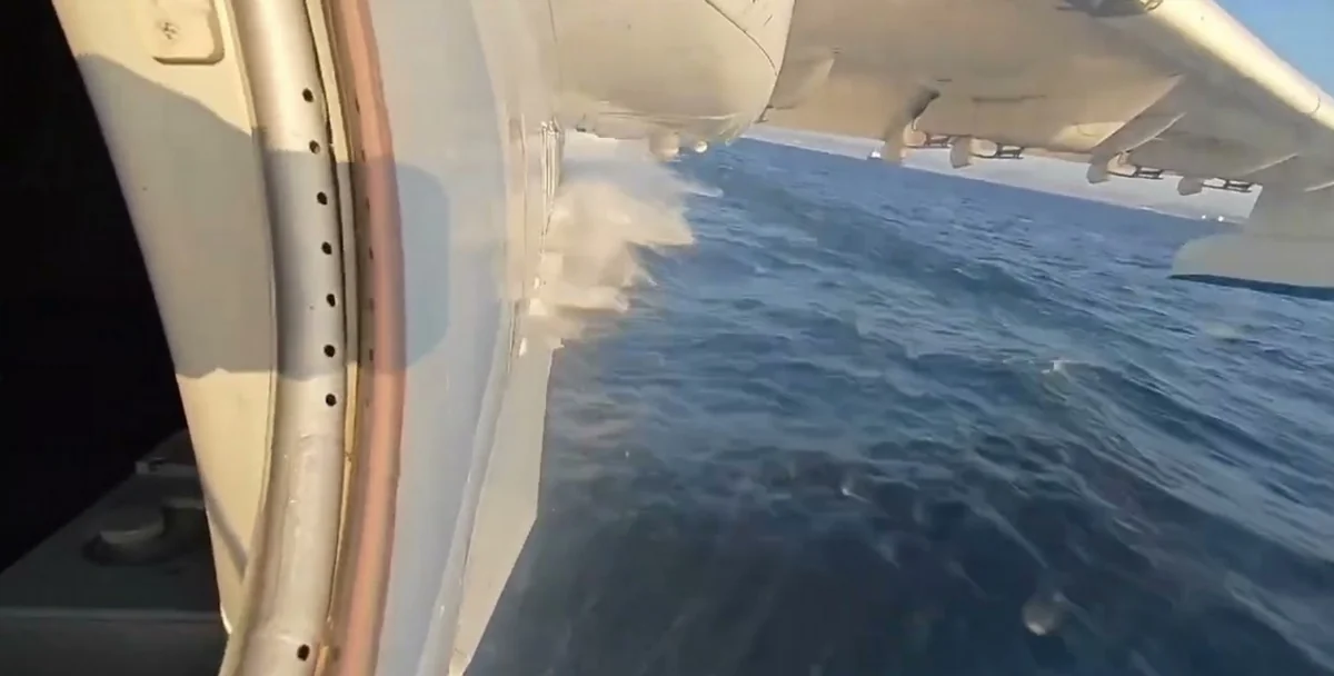 Azerbaijan's amphibious aircraft deployed to fight forest fires in Izmir-Aliaga direction