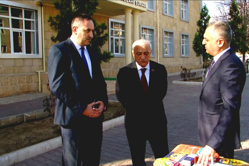 Naxçıvanda qayğıya ehtiyacı olan 1250 ailəyə bayram sovqatları verilib