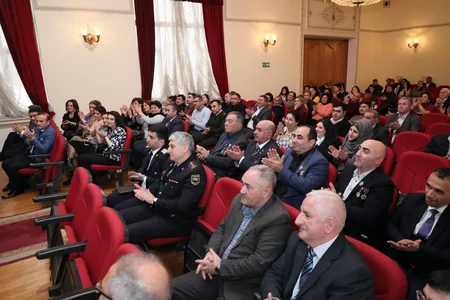 AzTV-nin Bədii Şurası ictimai fikri öyrənir - FOTO