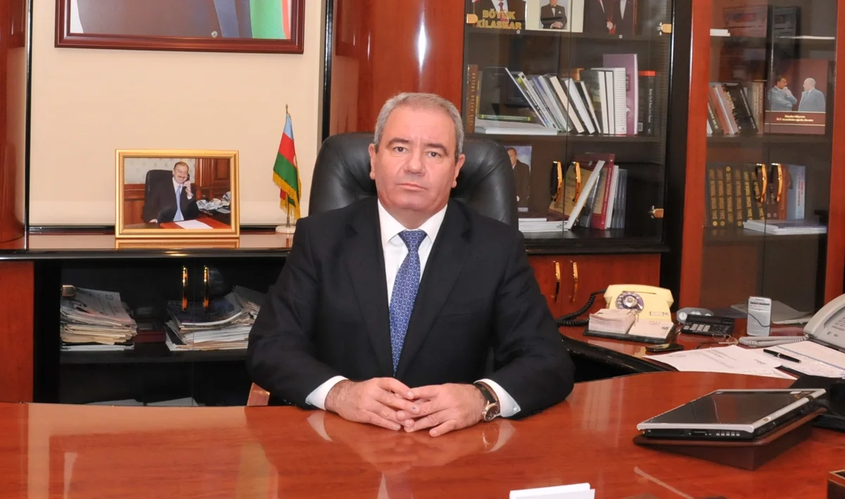 Əli Abbasov nazir vəzifəsindən azad edilib