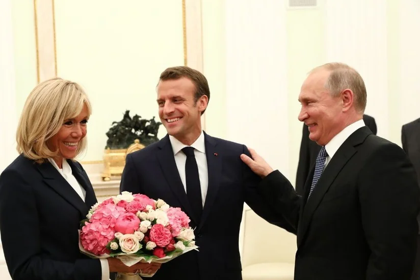 Путин встретился в Кремле с Макроном