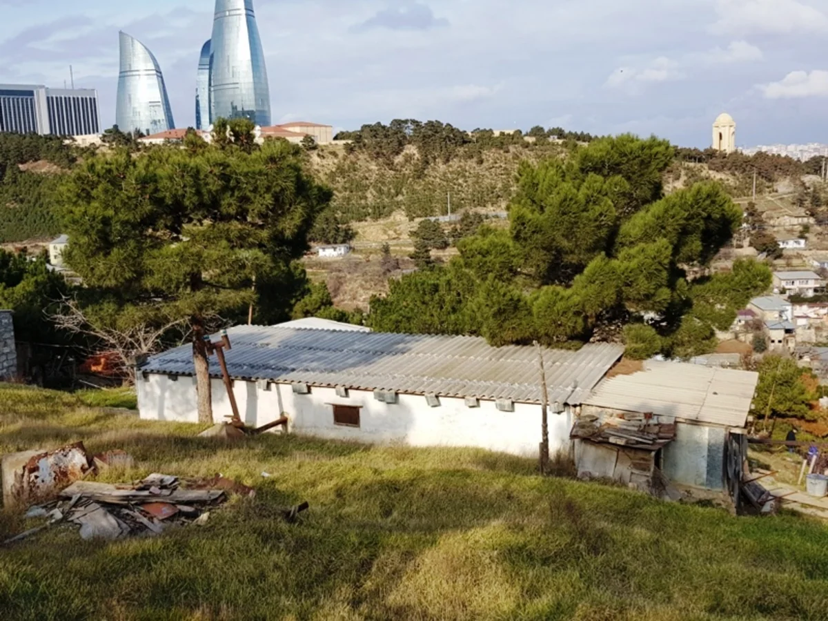Səbail RİH Bayıldakı sürüşmənin tikintilərlə əlaqələndirilməsinə münasibət bildirib