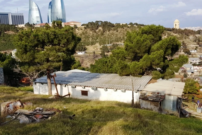 Səbail RİH Bayıldakı sürüşmənin tikintilərlə əlaqələndirilməsinə münasibət bildirib
