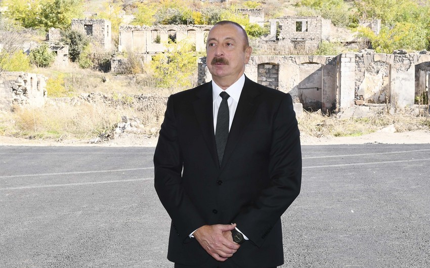 Azerbaijani leader: Present and future generations will always be proud of our martyrs