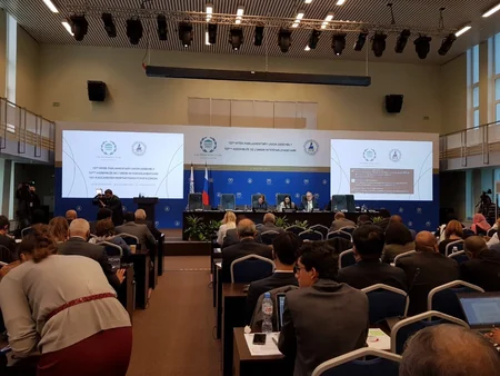 Milli Məclisin deputatı Sankt-Peterburqda Parlamentlərarası İttifaqın komitə iclasında iştirak edib