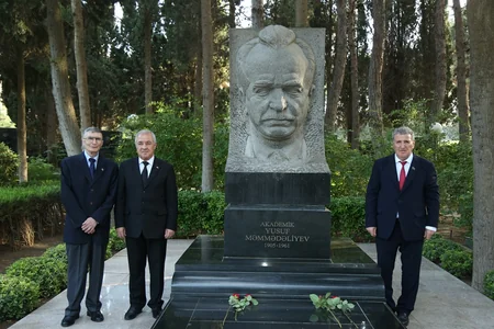 Nobel mükafatı laureatı Əziz Sancar Azərbaycana səfər edib
