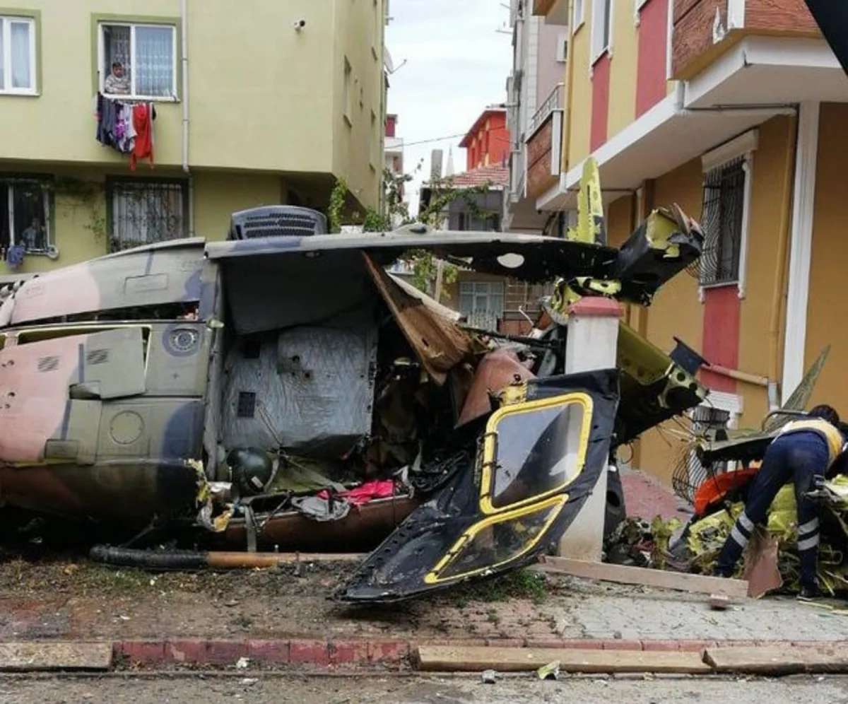 Türkiyədə hərbi helikopter qəzaya uğrayıb, 4 hərbçi ölüb, biri yaralanıb - FOTO - VİDEO - YENİLƏNİB