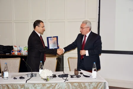 ​Saxta malların aşkar edilməsi mövzusunda konfrans keçirilib