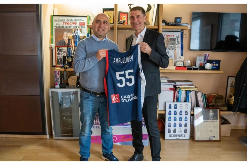 Azərbaycan Basketbol Federasiyasının prezidenti Parisdə həmkarı ilə görüşüb