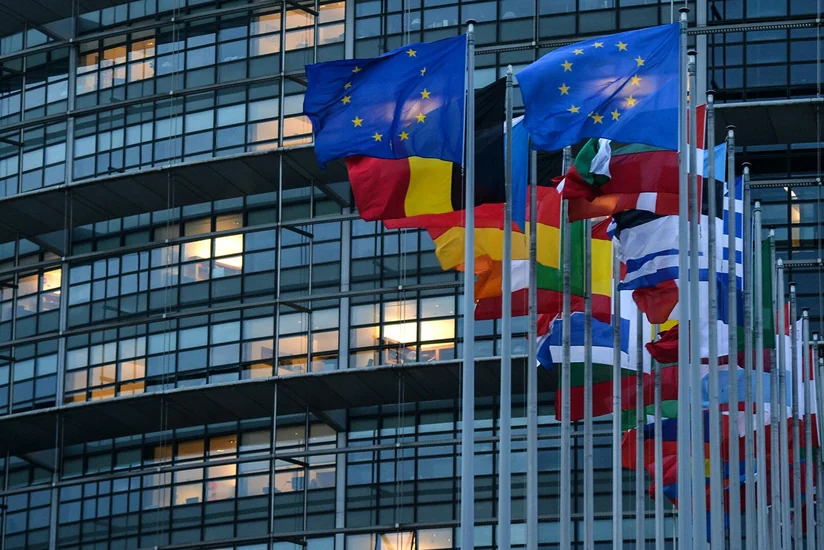 Европарламент одобрил закон о сокращении выбросов на 55% до конца десятилетия