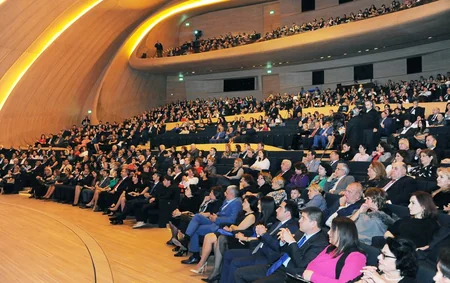 Heydər Əliyev Mərkəzində Xalq Artisti Tofiq Quliyevin 100 illik yubiley gecəsi keçirilib