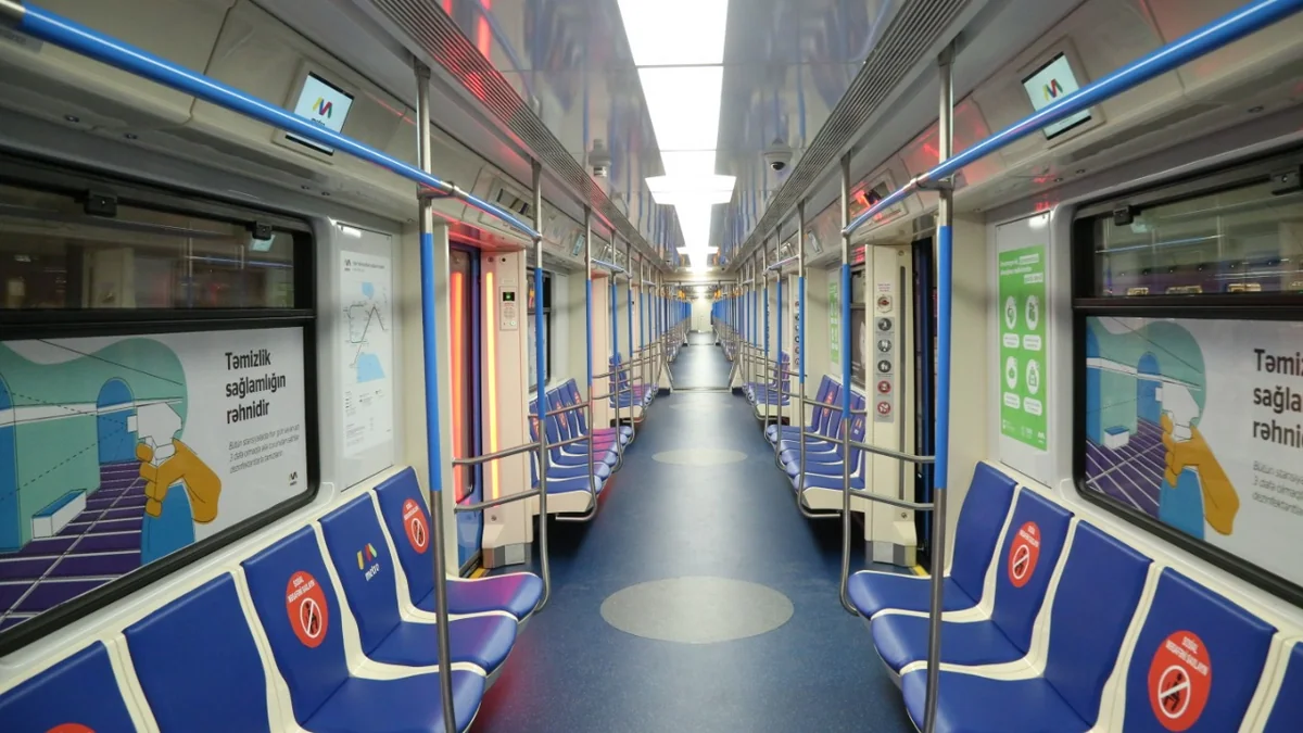 Bakıdakı metro vaqonlarında oturacaqların sayı azaldıla bilərmi?