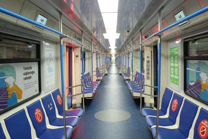 Bakıdakı metro vaqonlarında oturacaqların sayı azaldıla bilərmi?