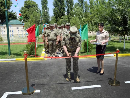 В прифронтовой зоне состоялись открытия зенитно-ракетного и инженерно-саперного воинских частей