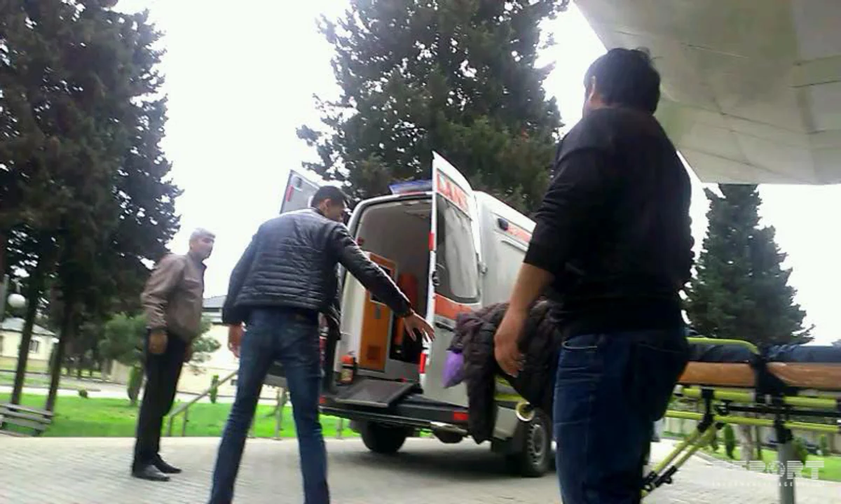 Lənkəranda rabitə işçisi dirəkdən yıxılaraq ağır xəsarət alıb - FOTO