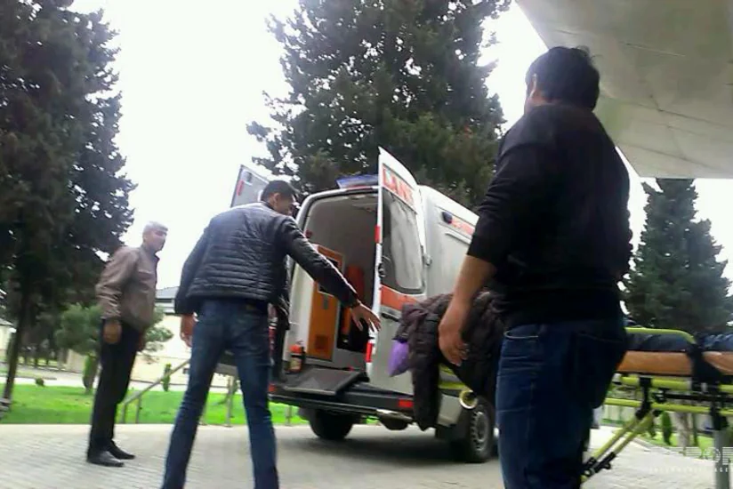 Lənkəranda rabitə işçisi dirəkdən yıxılaraq ağır xəsarət alıb - FOTO