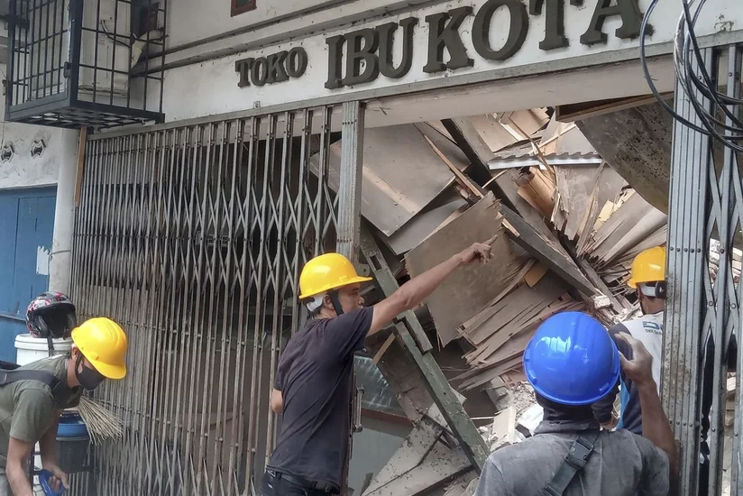 В Индонезии в результате землетрясения погибли 162 человека