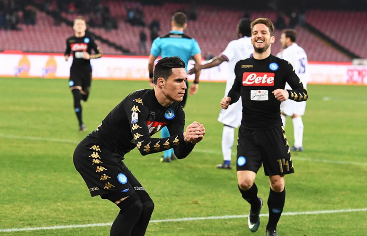 Napoli Fiorentinanı məğlub edərək İtaliya Kubokunun yarımfinalına çıxıb - VİDEO