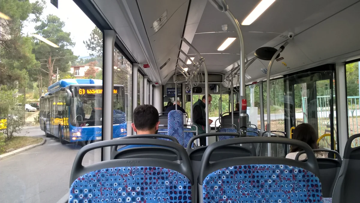 Gürcüstanda ictimai nəqliyyatın işi bərpa olunur
