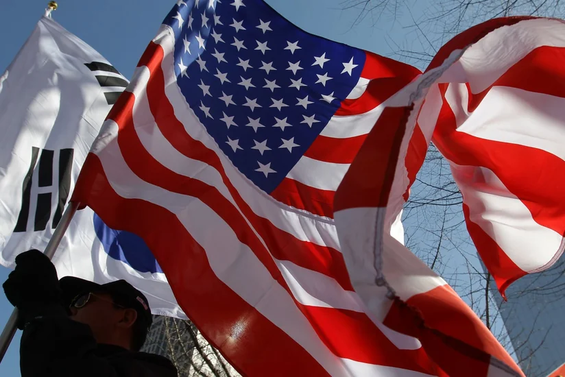 Cənubi Koreya və ABŞ hərbçiləri fevralda birgə nüvə təlimləri keçirəcək