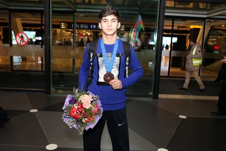 İspaniyada 7 medal qazanan Azərbaycan cüdoçuları Bakıya qayıdıb