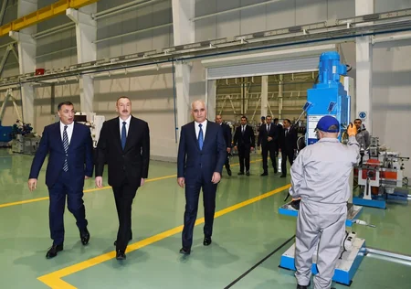 İlham Əliyev Bakıda yüksəkgərginlikli avadanlıqlar zavodunun açılışında iştirak edib - YENİLƏNİB