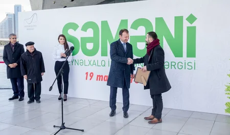 Heydər Əliyev Mərkəzinin parkında “Səməni” beynəlxalq sərgi-müsabiqəsi keçirilib