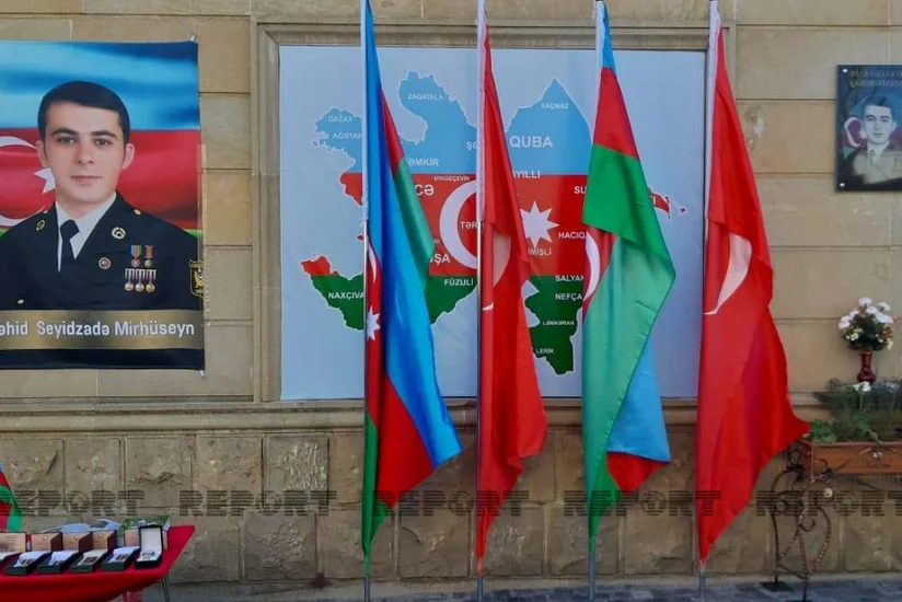 В Гяндже открыт барельеф шехиду Отечественной войны