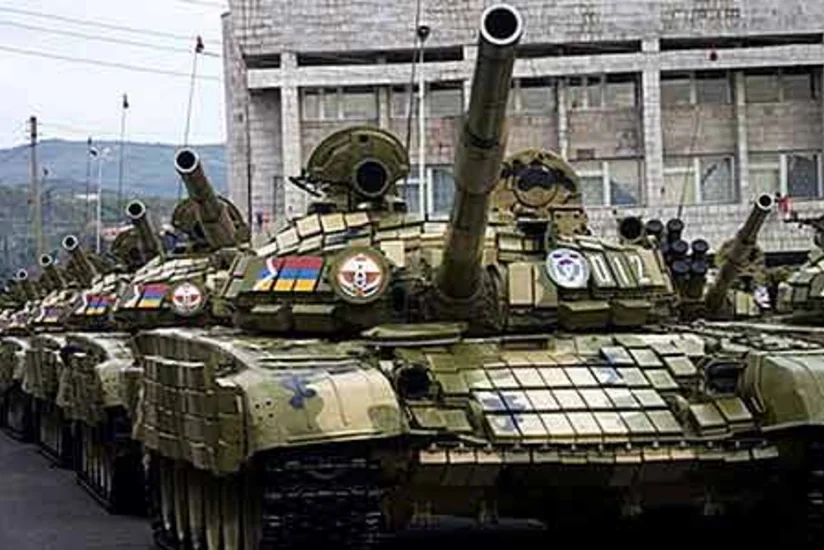 Россия будет модернизировать танки армии Армении