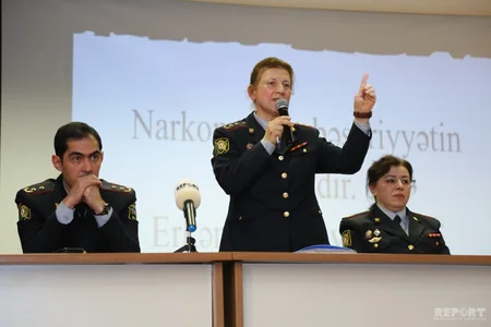 Bakı polisi məktəbliləri maarifləndirdi