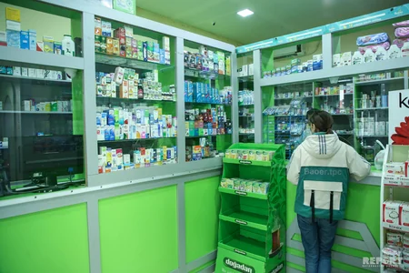 Bakıda tibbi maska qıtlığı: Bir nəfərə iki ədəddən artıq satmırıq - FOTO - VİDEO