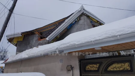 Güclü qar Şamaxıda bir ailəni evsiz qoyub