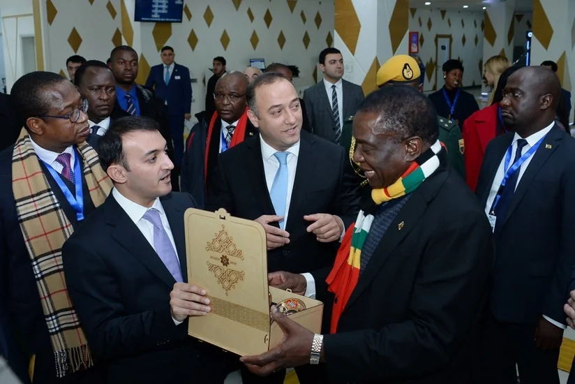 Zimbabve Prezidenti 5 saylı “ASAN xidmət” mərkəzi ilə tanış olub