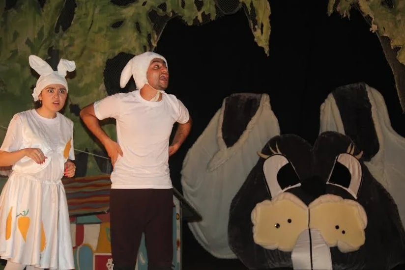 Bakı Uşaq Teatrı Dovşanın evi tamaşası ilə mövsümə yekun vuracaq