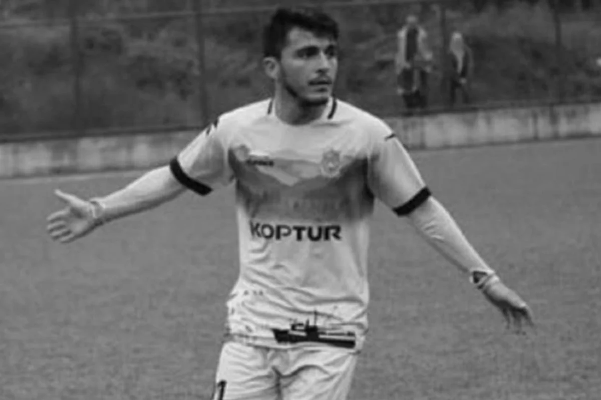 Zəlzələdə ölən futbolçunun adı stadiona verilib