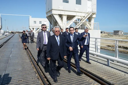 Milli Məclisin deputatları Bakı limanında olublar