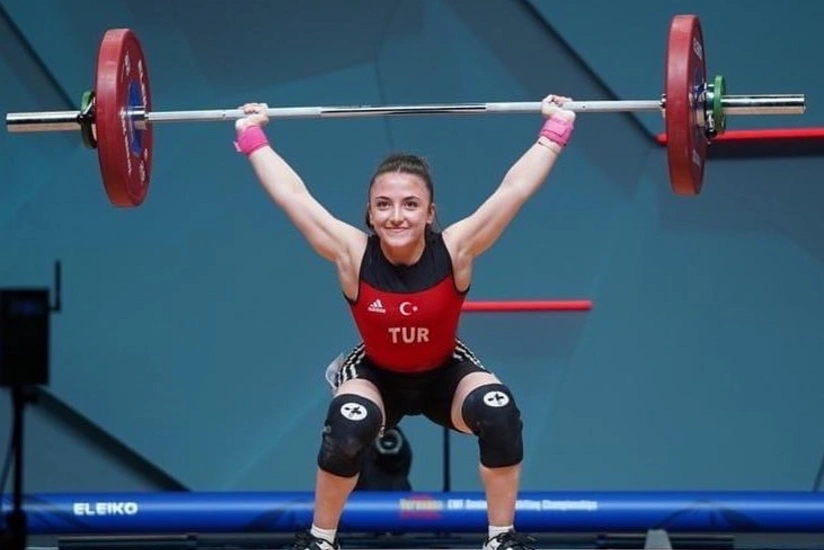 Qələbəsini Azərbaycana həsr edən türk atlet: Ermənilər bayrağınızı yandırmaqla necə insan olduqlarını göstərdilər